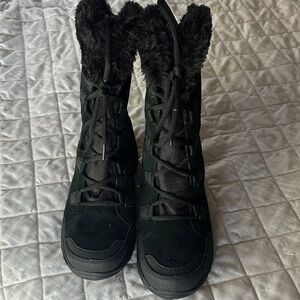 Columbia Black and Gray Winter Boots